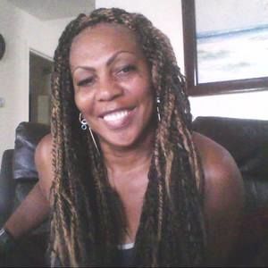 Meet your Posher, Valerie